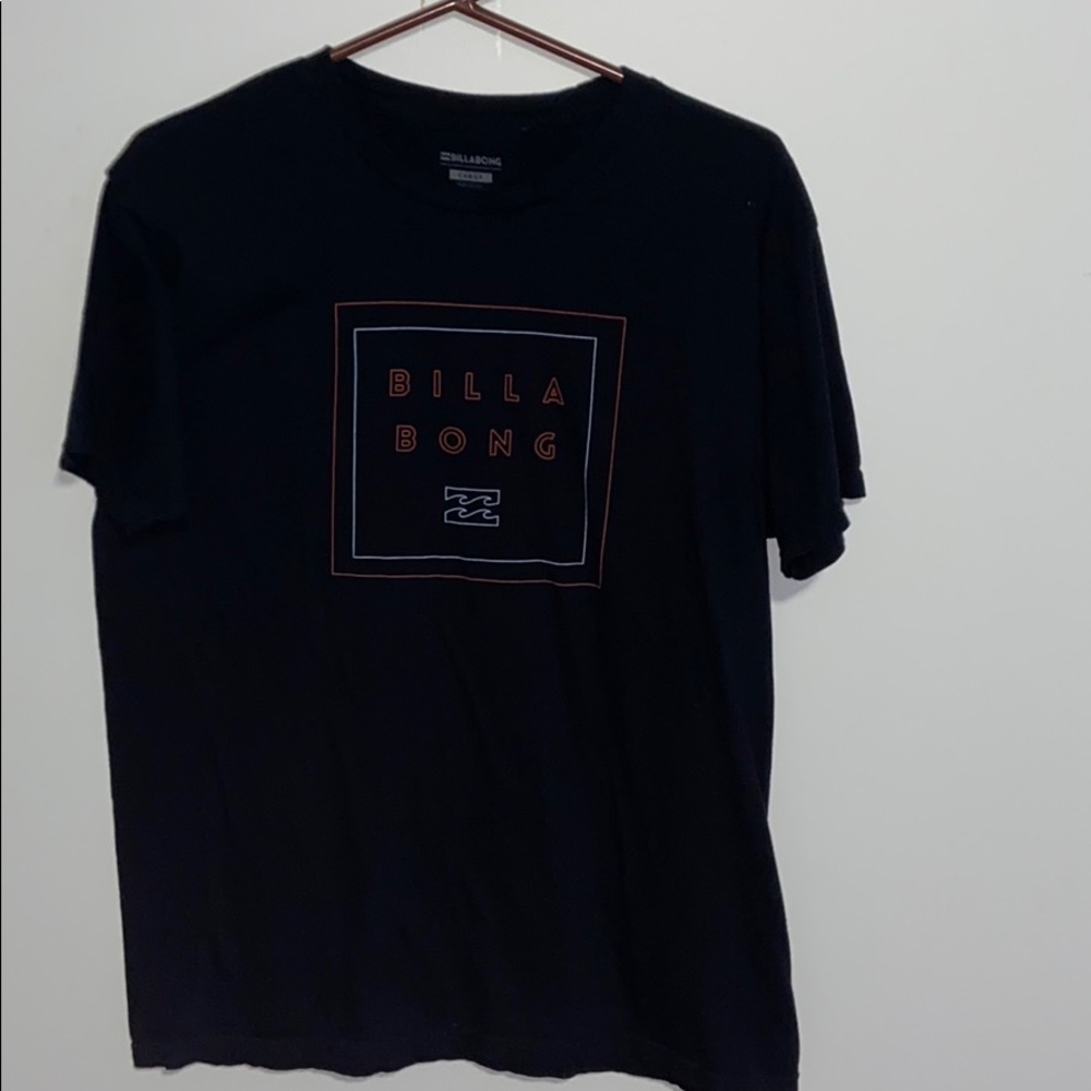 Black billabong tee